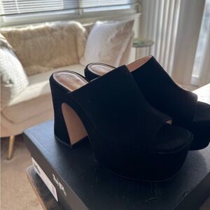 COACH Bobi Platform Suede Sandal Black 6.5